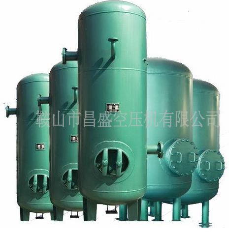 【立式儲(chǔ)氣罐】穩(wěn)穩(wěn)站立，蓄勢以待